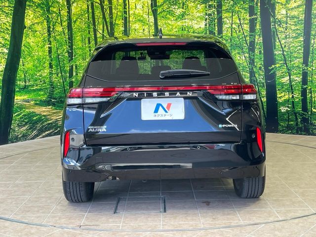 日産 ノートオーラ