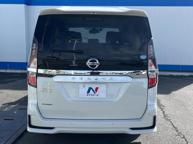 日産 セレナ