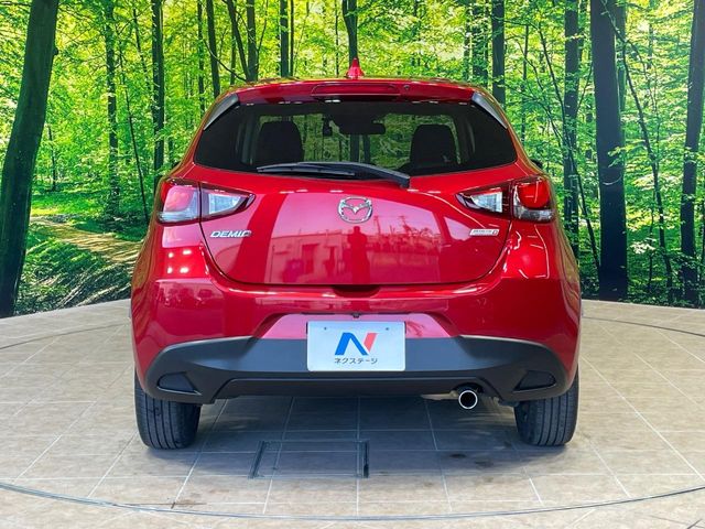 マツダ デミオ
