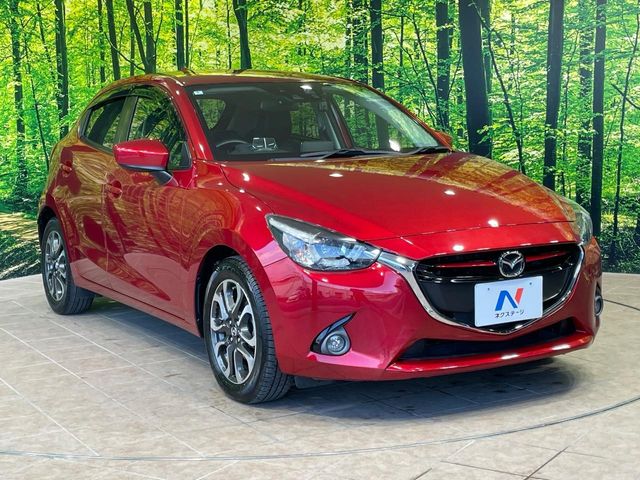 マツダ デミオ