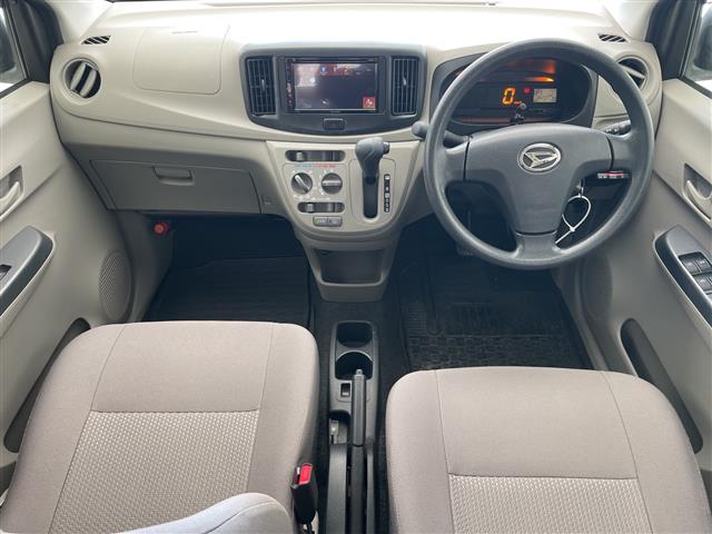 ダイハツ ミライース