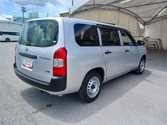 トヨタ プロボックスバン