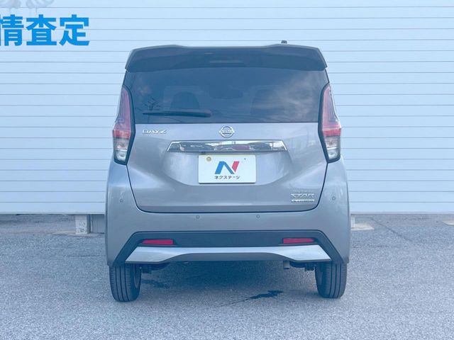 日産 デイズ