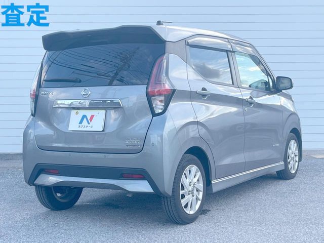 日産 デイズ