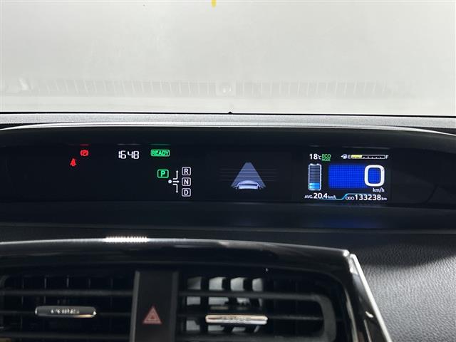 トヨタ プリウス