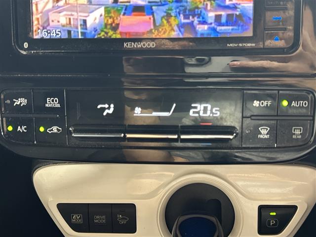 トヨタ プリウス