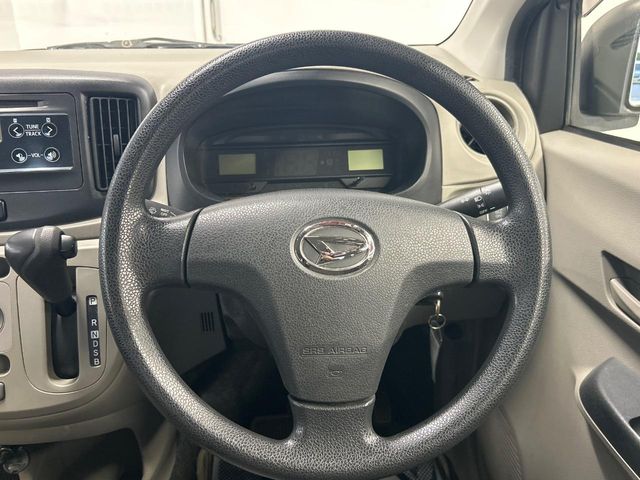 ダイハツ ミライース