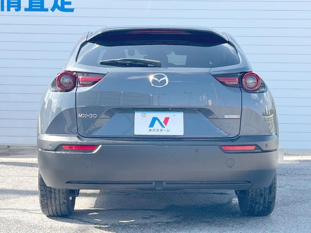 マツダ MX-30