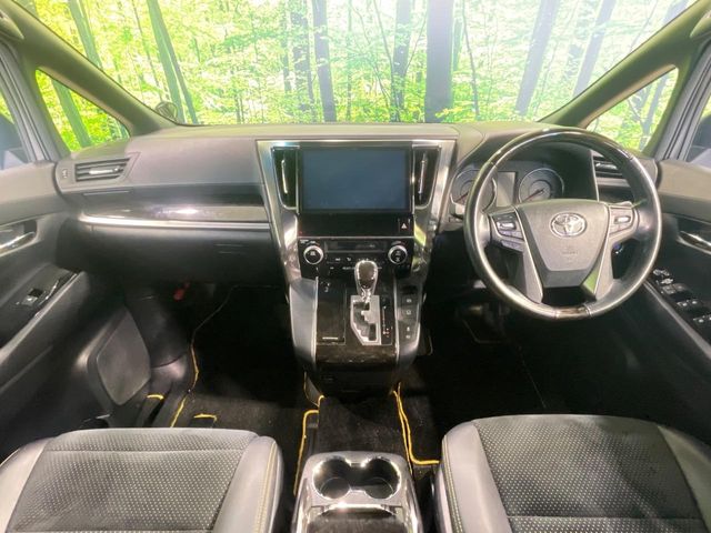 トヨタ ヴェルファイア