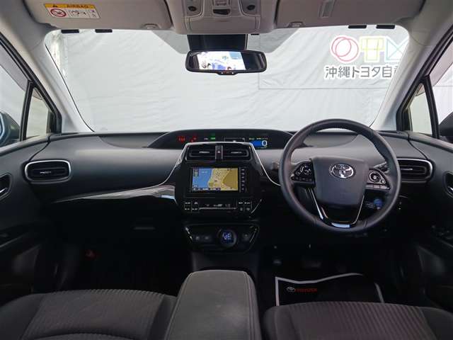 トヨタ プリウス