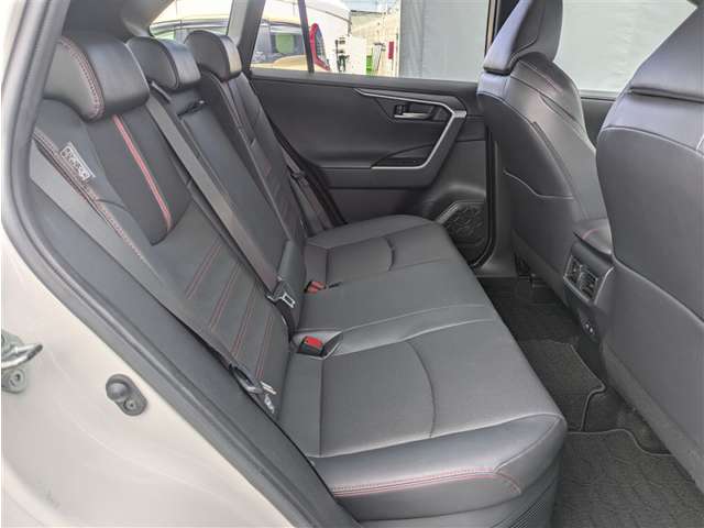 トヨタ RAV4 PHV