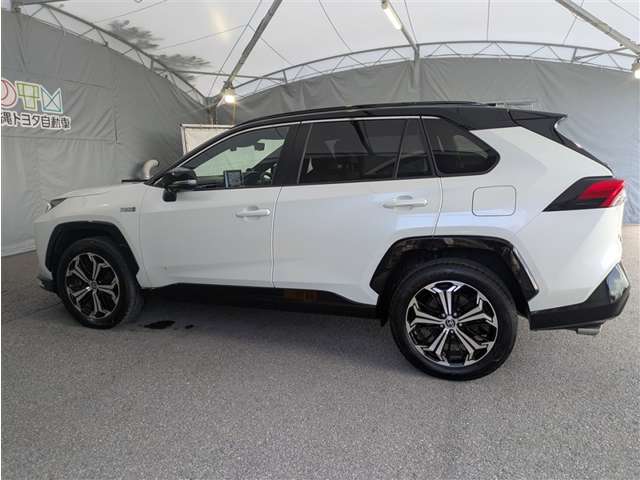 トヨタ RAV4 PHV