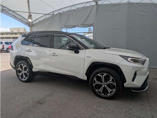 トヨタ RAV4 PHV
