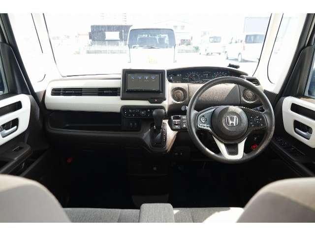 ホンダ N-BOX