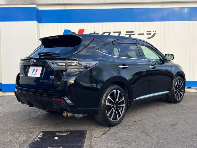 トヨタ ハリアー