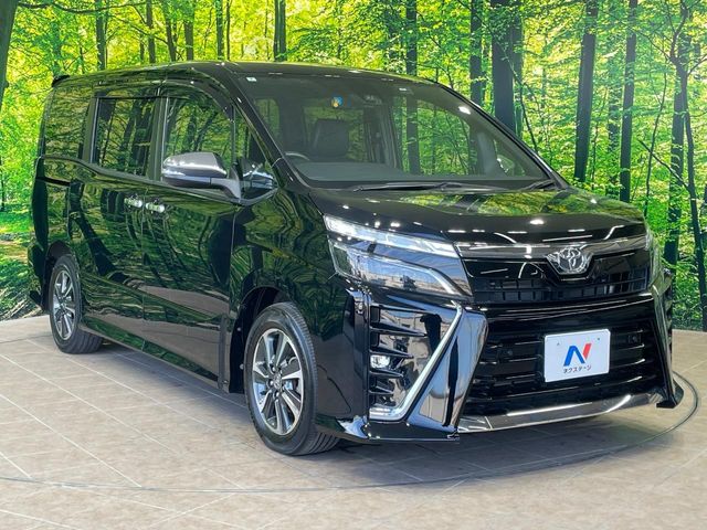 トヨタ ヴォクシー