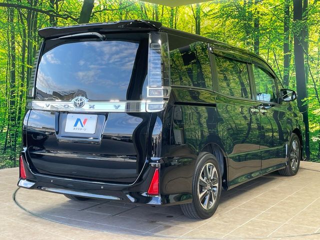 トヨタ ヴォクシー