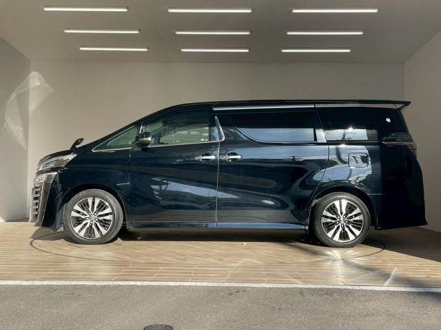 トヨタ ヴェルファイア