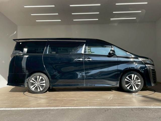 トヨタ ヴェルファイア