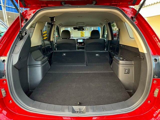 三菱 アウトランダーPHEV