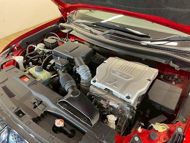 三菱 アウトランダーPHEV