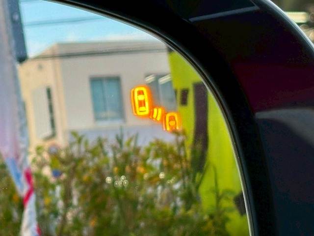 三菱 アウトランダーPHEV