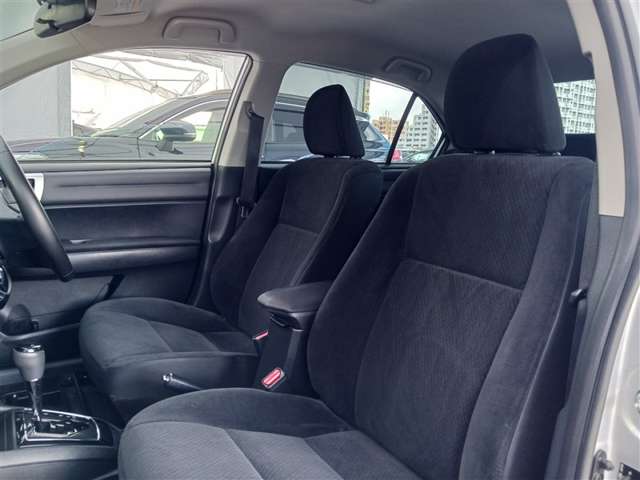 トヨタ カローラアクシオ
