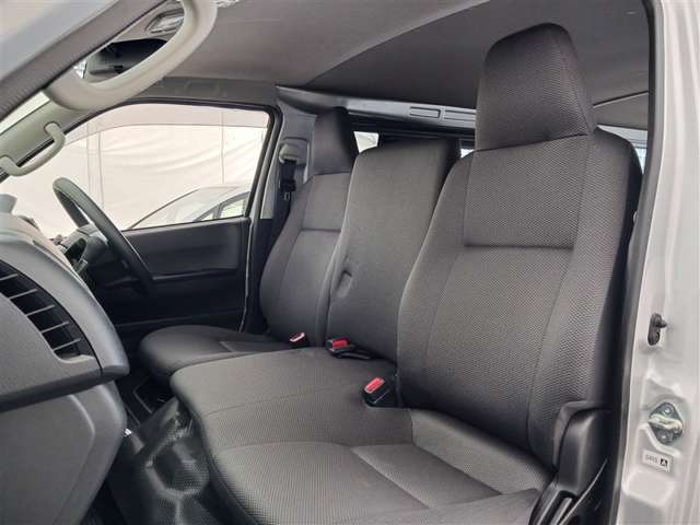 トヨタ ハイエースバン