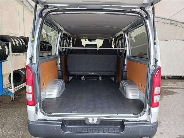 トヨタ ハイエースバン