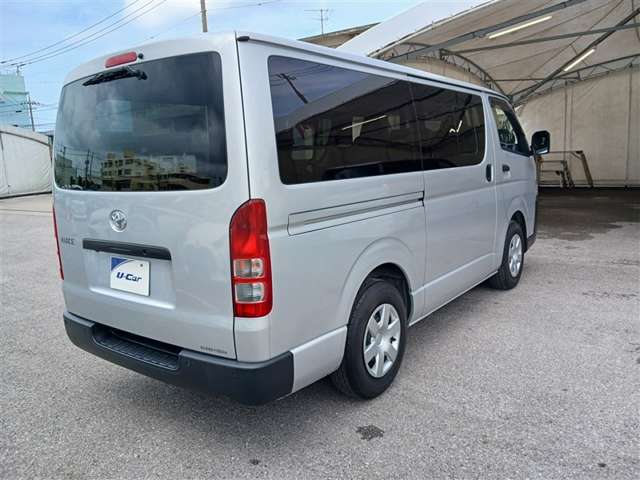 トヨタ ハイエースバン