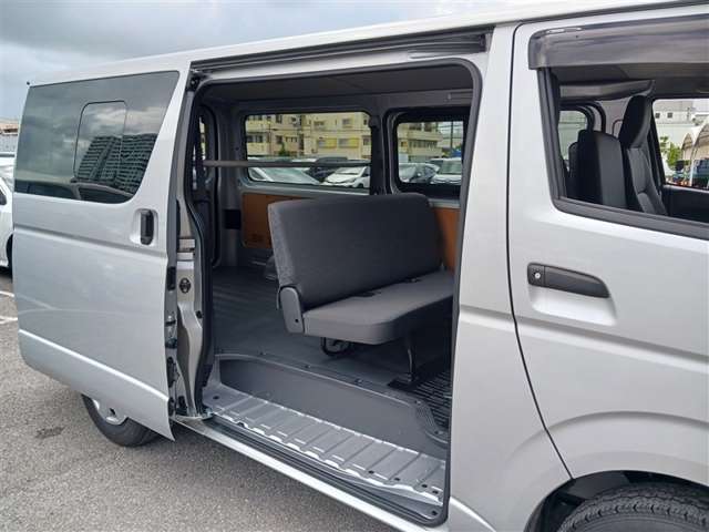 トヨタ ハイエースバン