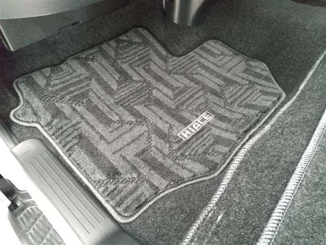 トヨタ ハイエース