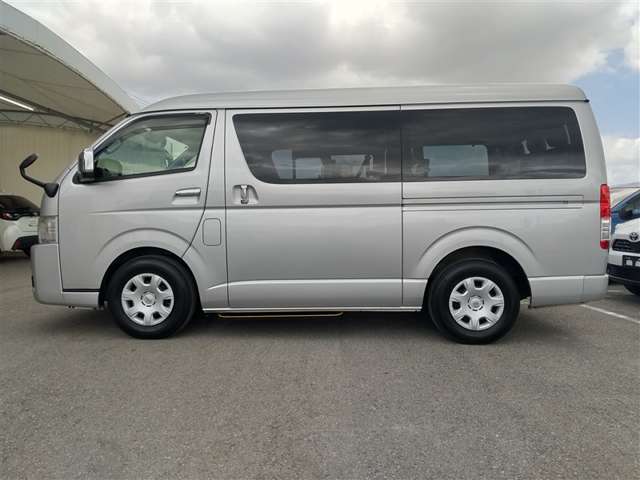 トヨタ ハイエース