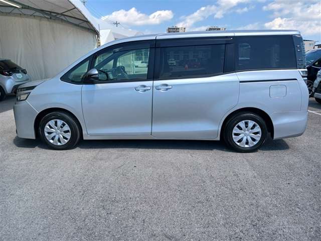 トヨタ ヴォクシー