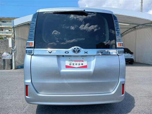 トヨタ ヴォクシー