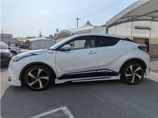 トヨタ C-HR