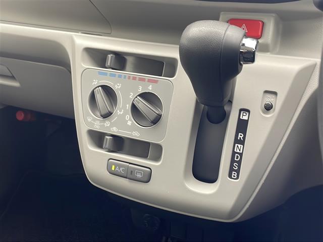 ダイハツ ミライース