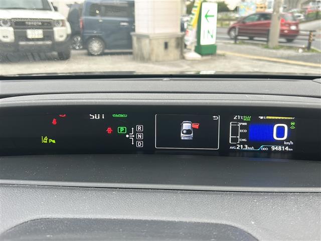 トヨタ プリウス