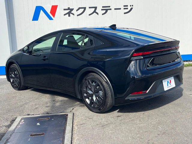 トヨタ プリウス