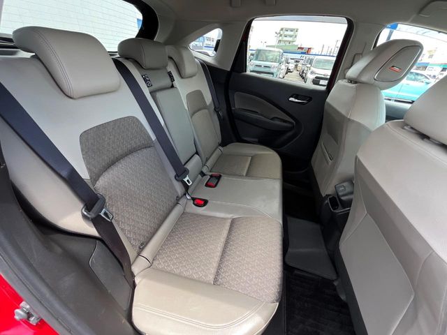 日産 ノートオーラ
