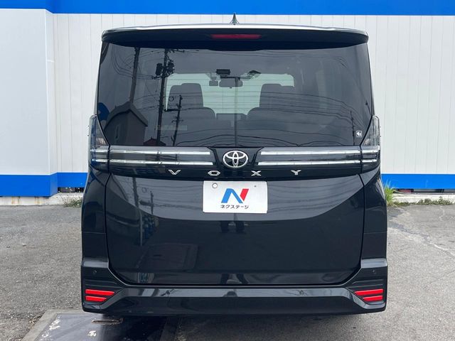 トヨタ ヴォクシー