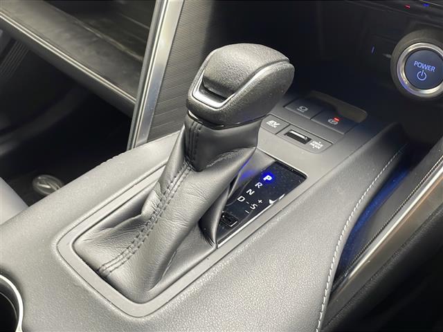 トヨタ ハリアー