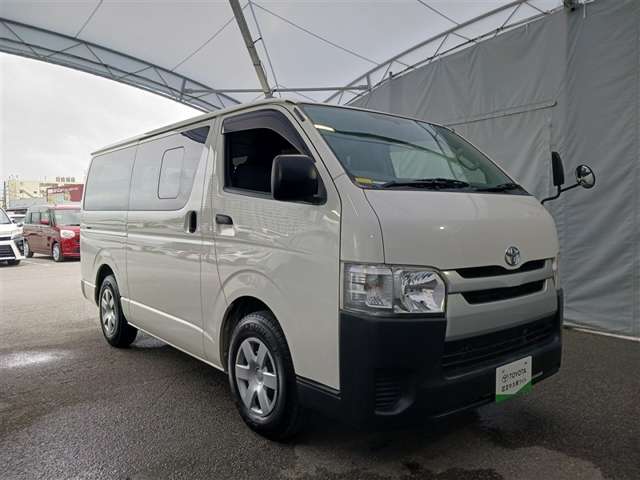 トヨタ ハイエースバン