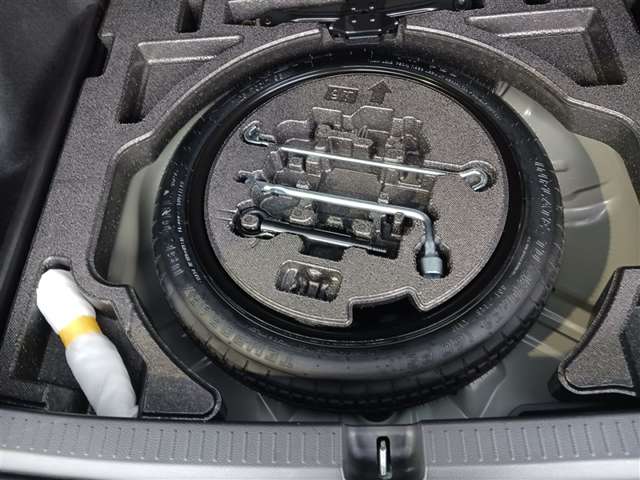 トヨタ カローラ