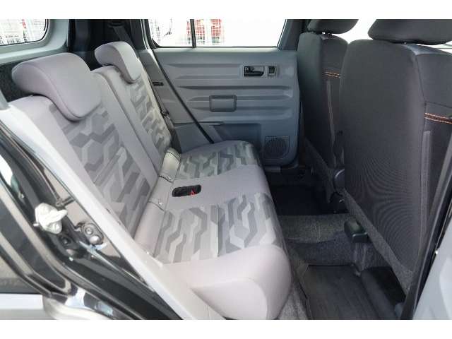 ダイハツ タフト