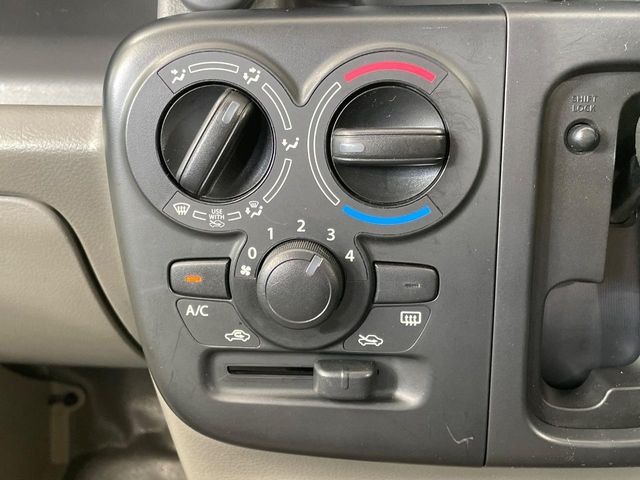 日産 NV100クリッパー