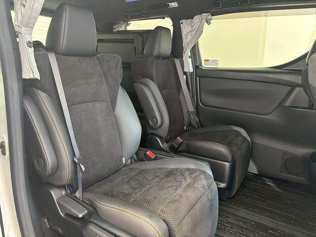 トヨタ ヴェルファイア