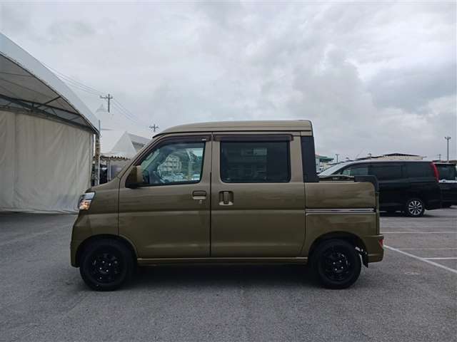 ダイハツ ハイゼットグランカーゴ