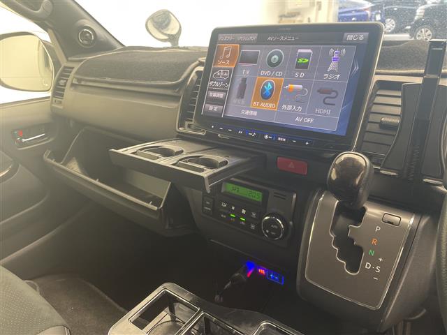 トヨタ ハイエースバン