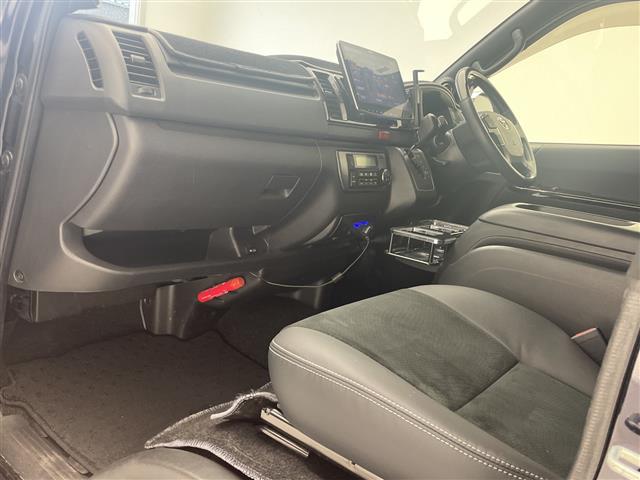 トヨタ ハイエースバン